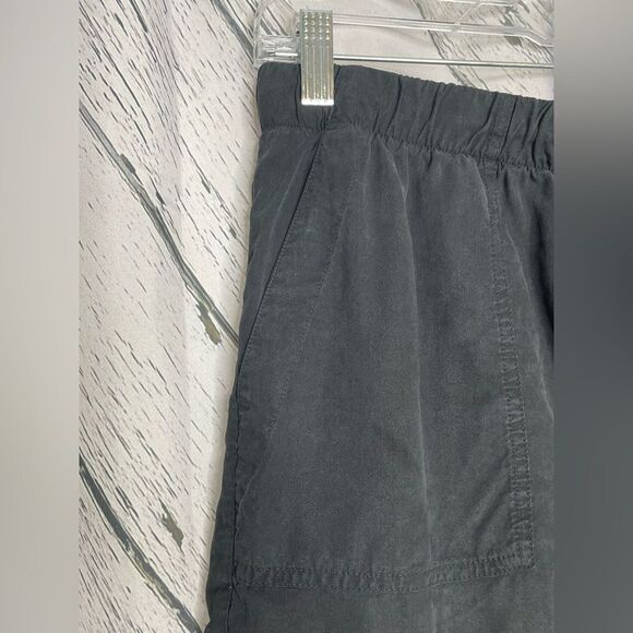 Bella Dahl Lot of 2 Shorts Black & White Small - Picture 6 of 11